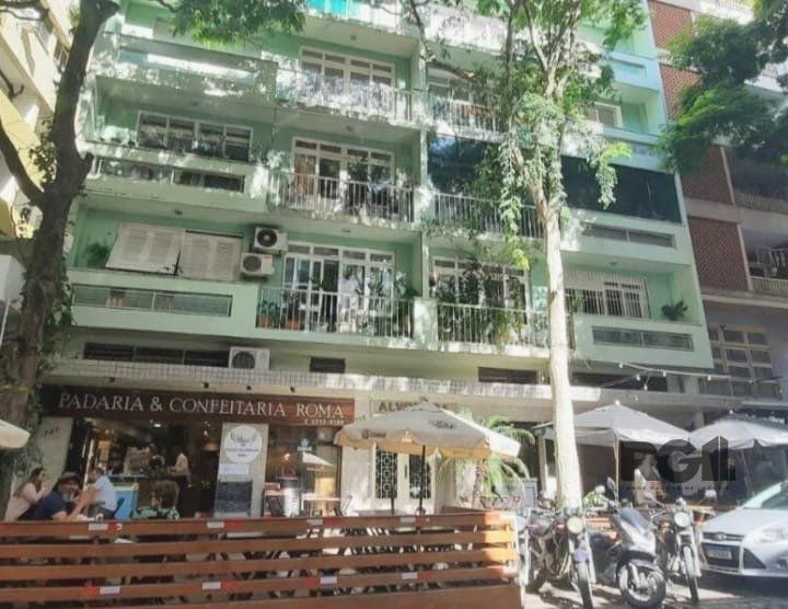 Próximo  Casa de Cultura Mario Quintana, apto  de 1 dormitório,