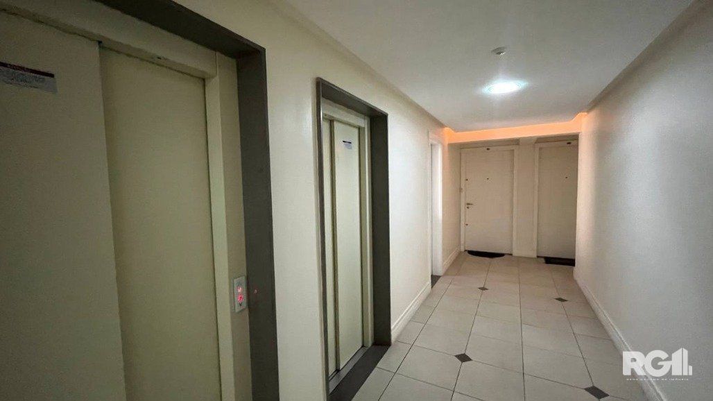 Apartamento à venda com 2 quartos, 77m² - Foto 12