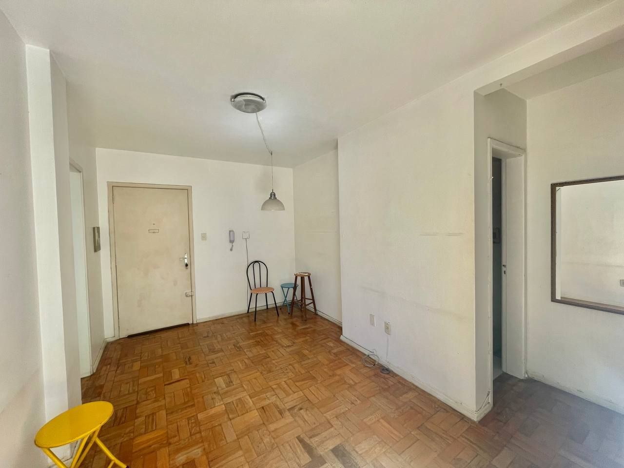 Apartamento-1 dormitorio-Cidade Baixa.
