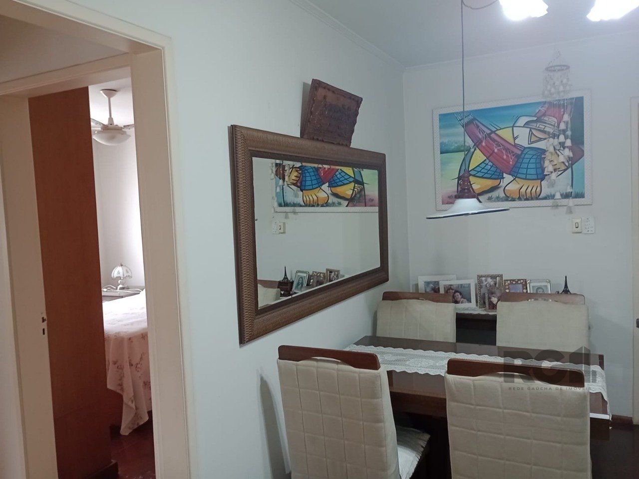 Apartamento com 53m², 2 dormitórios no bairro Azenha em Porto Alegre para Comprar