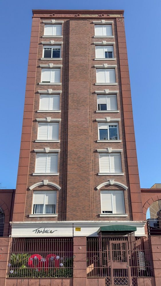 APARTAMENTO 1DORMITÓRIO MOBILIADO - COM GARAGEM, NA CIDADE BAIXA