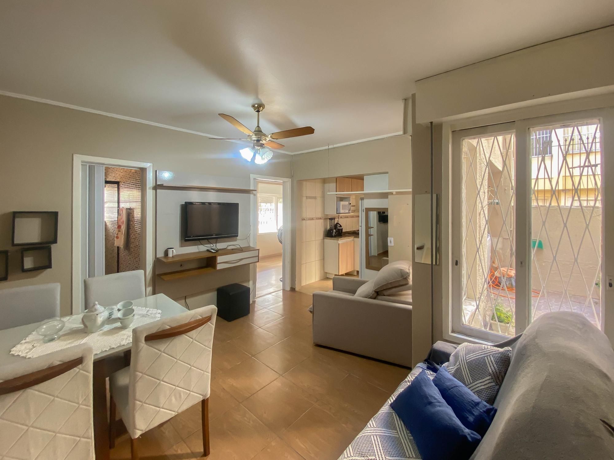 Apartamento à venda com 47m², 1 quarto no bairro Menino Deus em Porto Alegre
