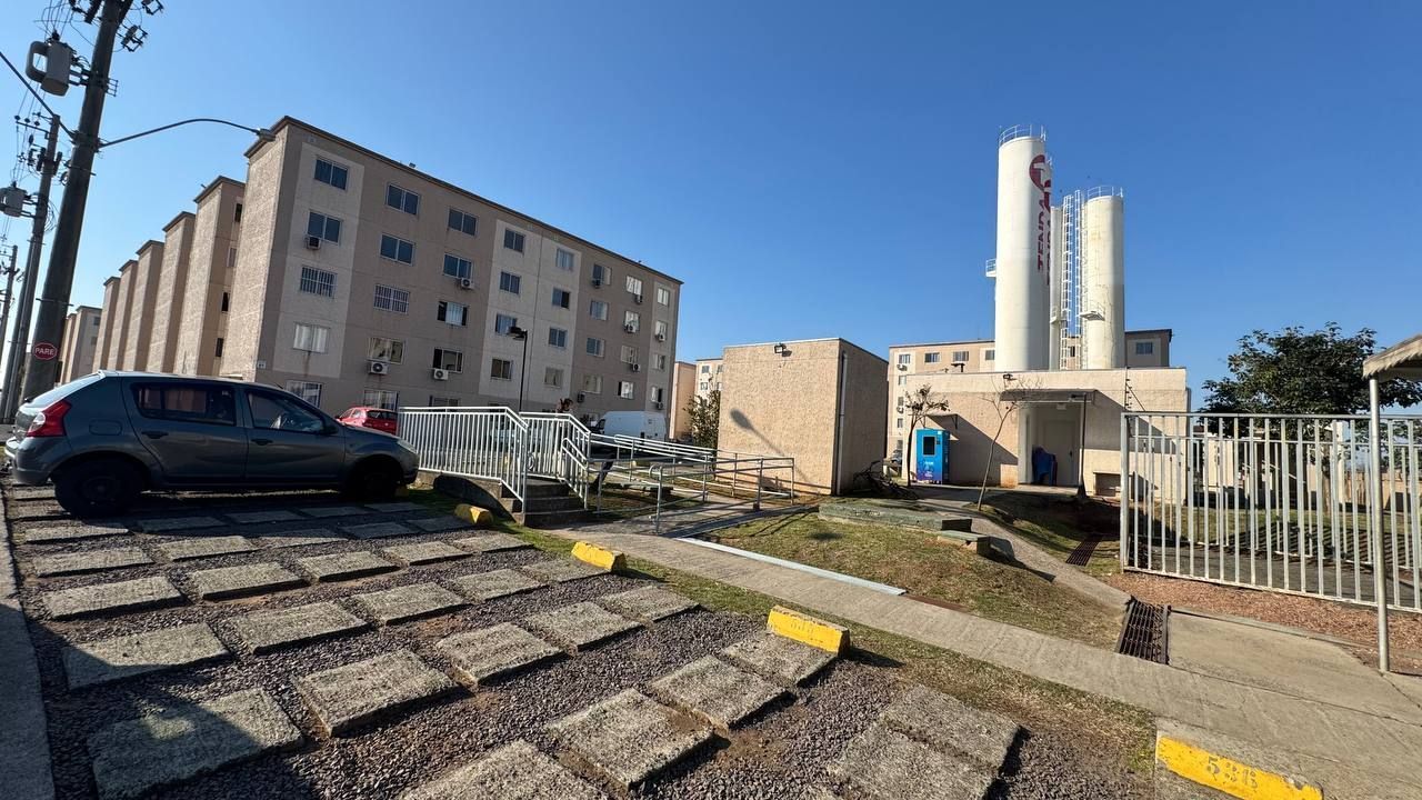 Apartamento à venda com 41m², 2 quartos, 1 vaga no bairro Sarandi em Porto Alegre