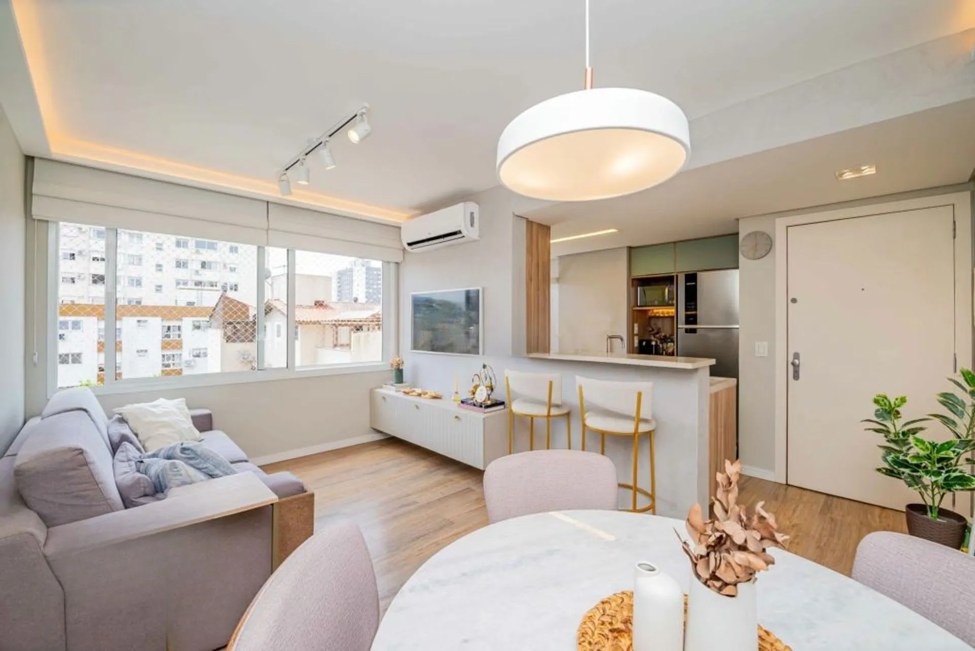 Apartamento à venda com 62m², 2 quartos, 1 suíte, 1 vaga