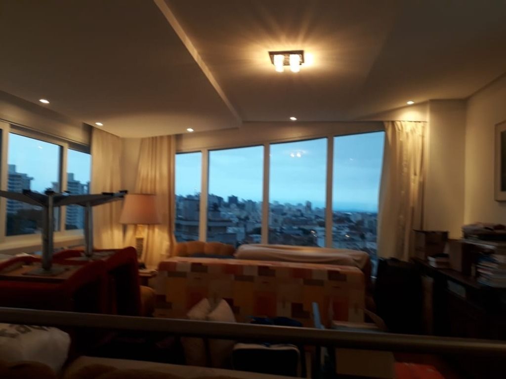 Cobertura à venda com 2 quartos, 125m², 2 suítes, 2 vagas, Rua Marcelo Gama no bairro Higienópolis em Porto Alegre