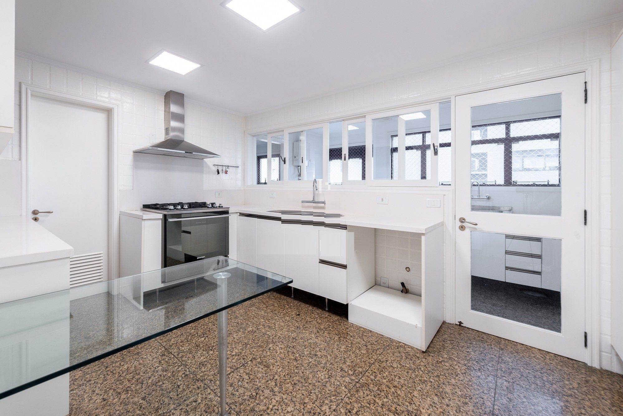 Apartamento à venda com 3 quartos, 309m² - Foto 14