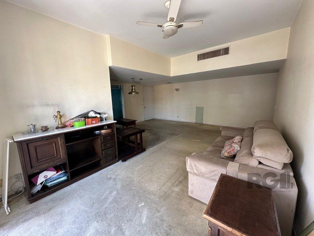 Apartamento à venda com 3 quartos, 133m² - Foto 3