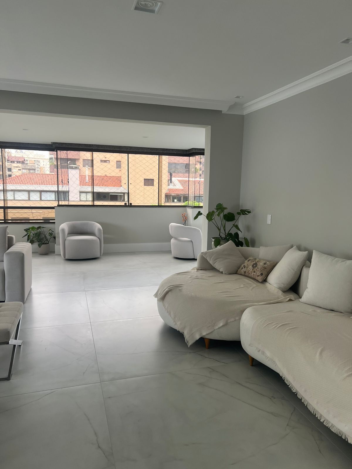 Apartamento, 4 dormitórios no bairro Bela Vista em Porto Alegre para Comprar