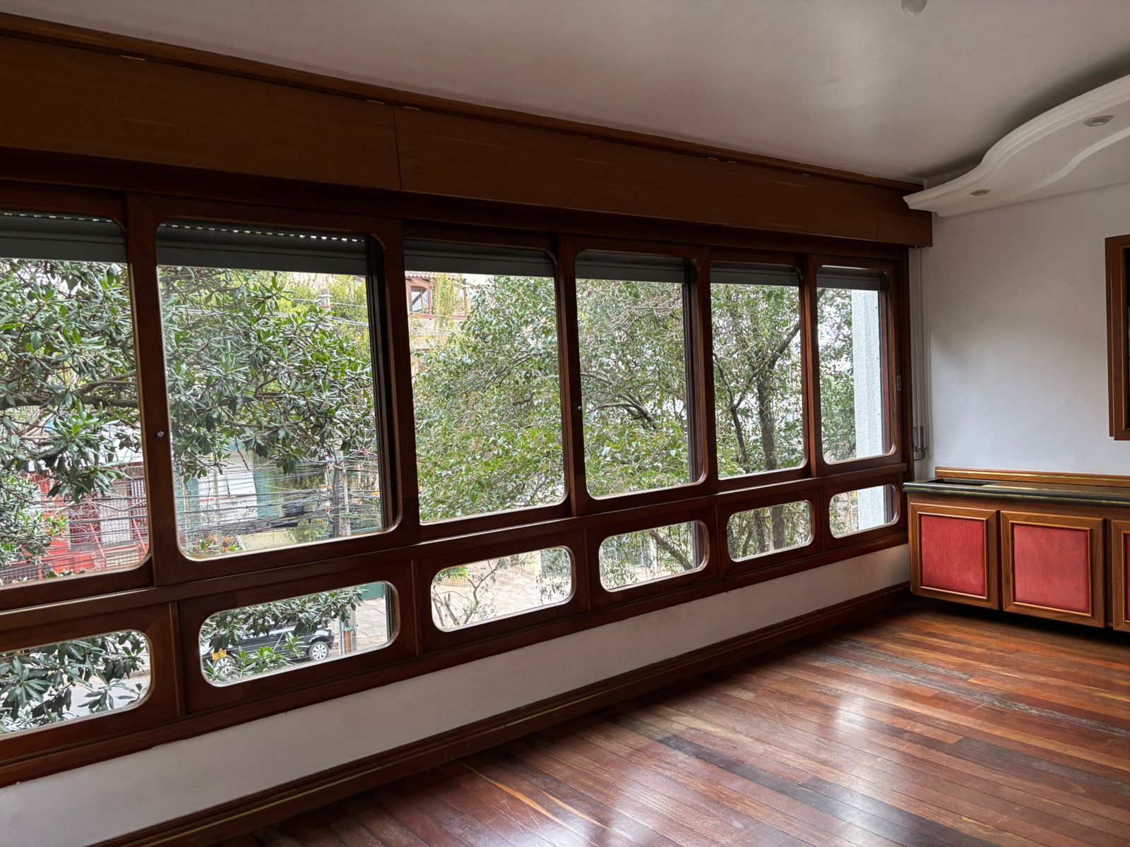 Apartamento à venda com 111m², 3 quartos, 1 suíte, 1 vaga no bairro Auxiliadora em Porto Alegre
