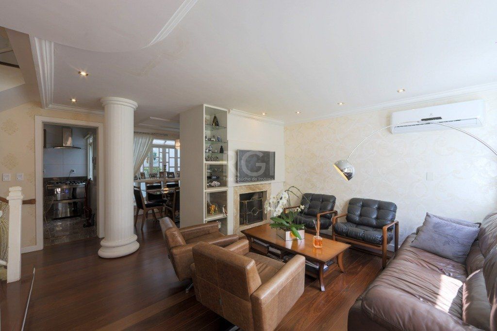 Casa de Condomínio à venda com 3 quartos, 193m² - Foto 3