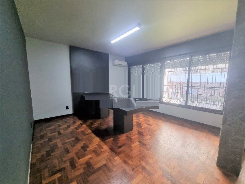 Casa à venda com 4 quartos, 301m² - Foto 6