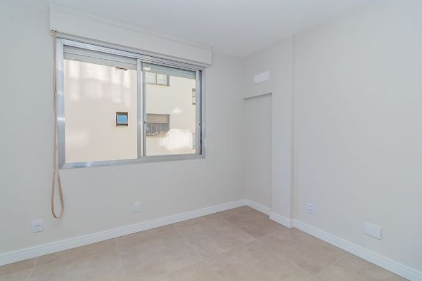 Apartamento à venda com 3 quartos, 113m² - Foto 12