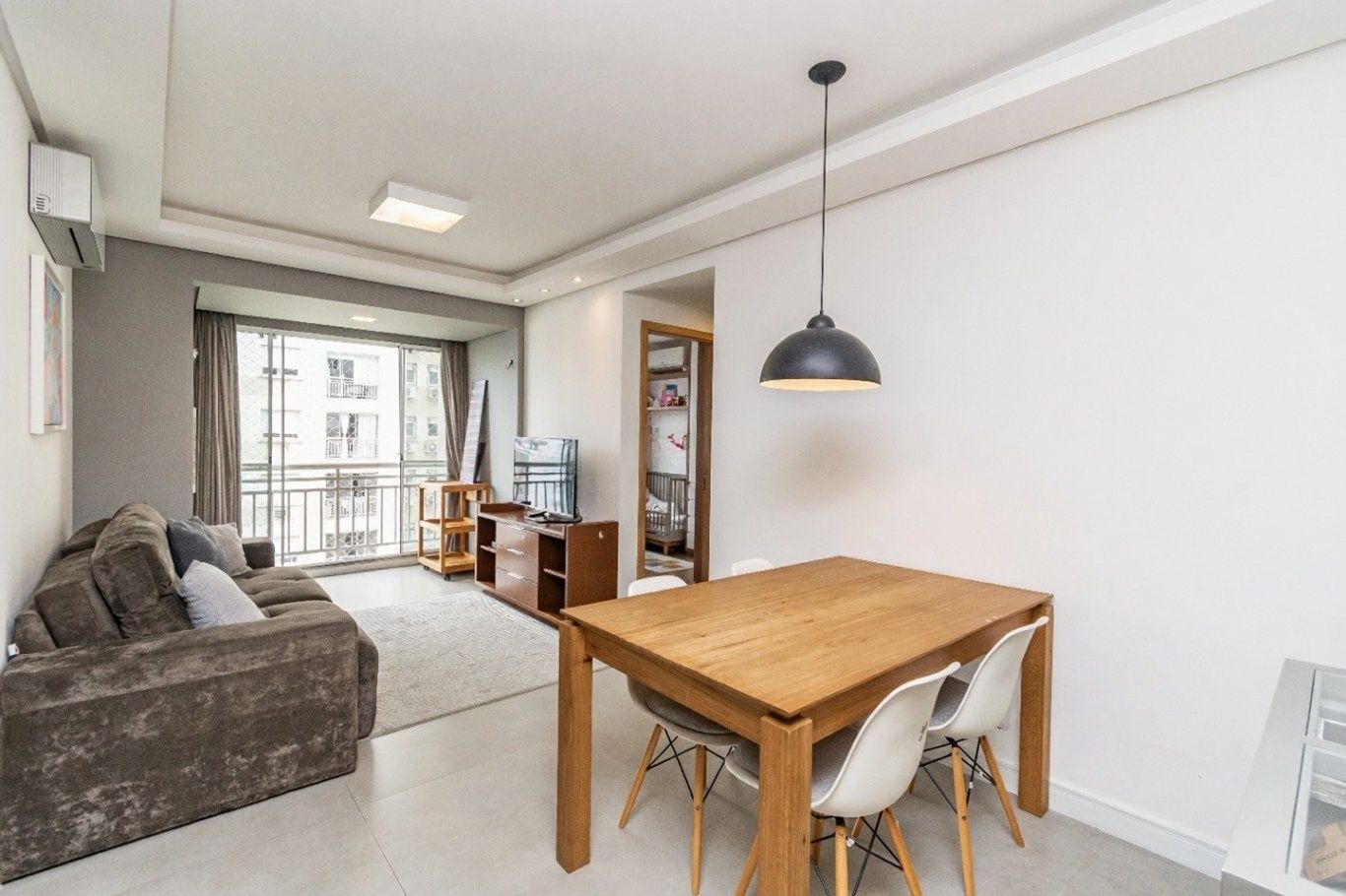 Vende-se apartamento com 2 quartos (1 suíte), 62m² e 1 vaga – Passo da Areia