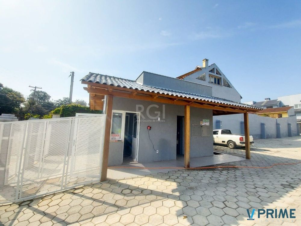 Vende-se casa em condomínio com 4 dormitórios (2 suítes), 3 vagas  – Tristeza