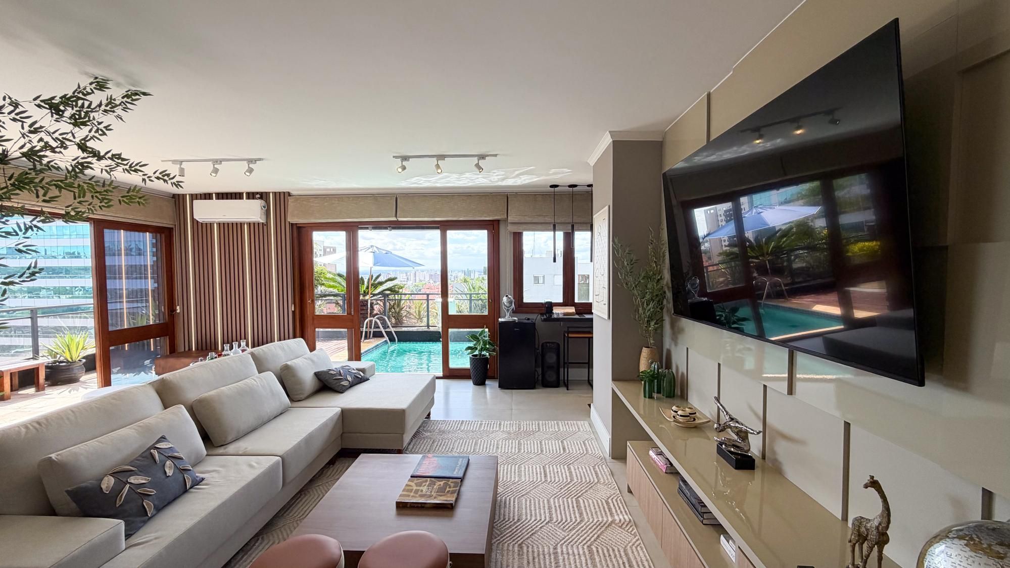 Vende-se linda cobertura com 3 quartos (1 suíte), 209m², 2 vagas e piscina – Três Figueiras