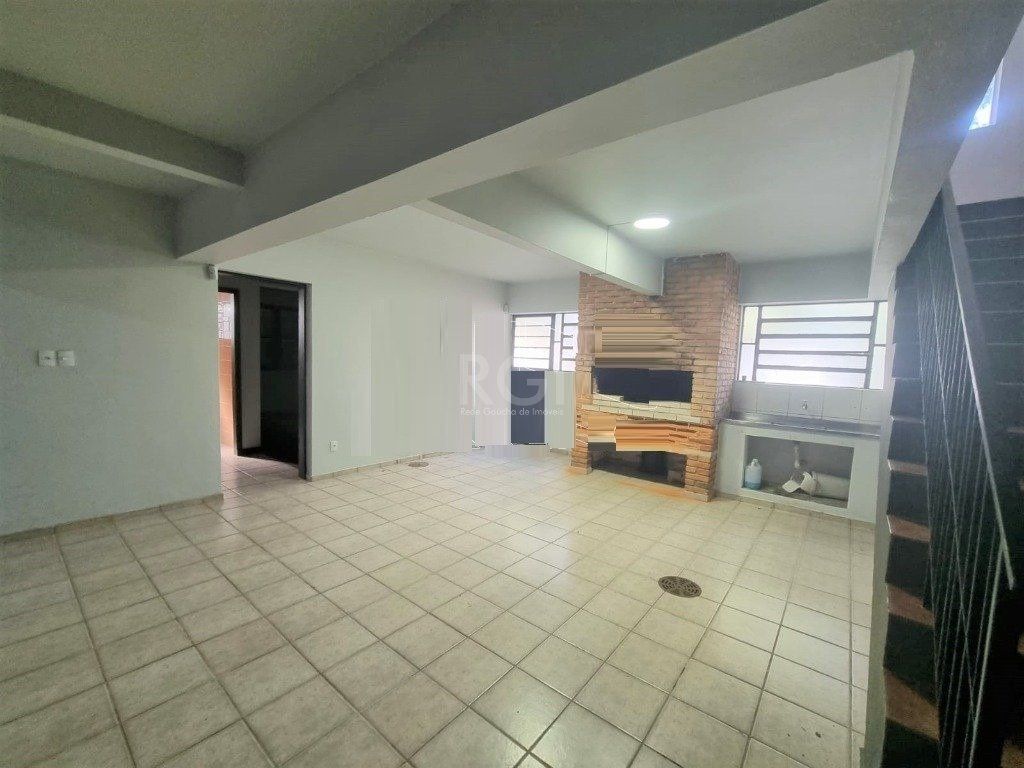 Casa à venda com 4 quartos, 301m² - Foto 17