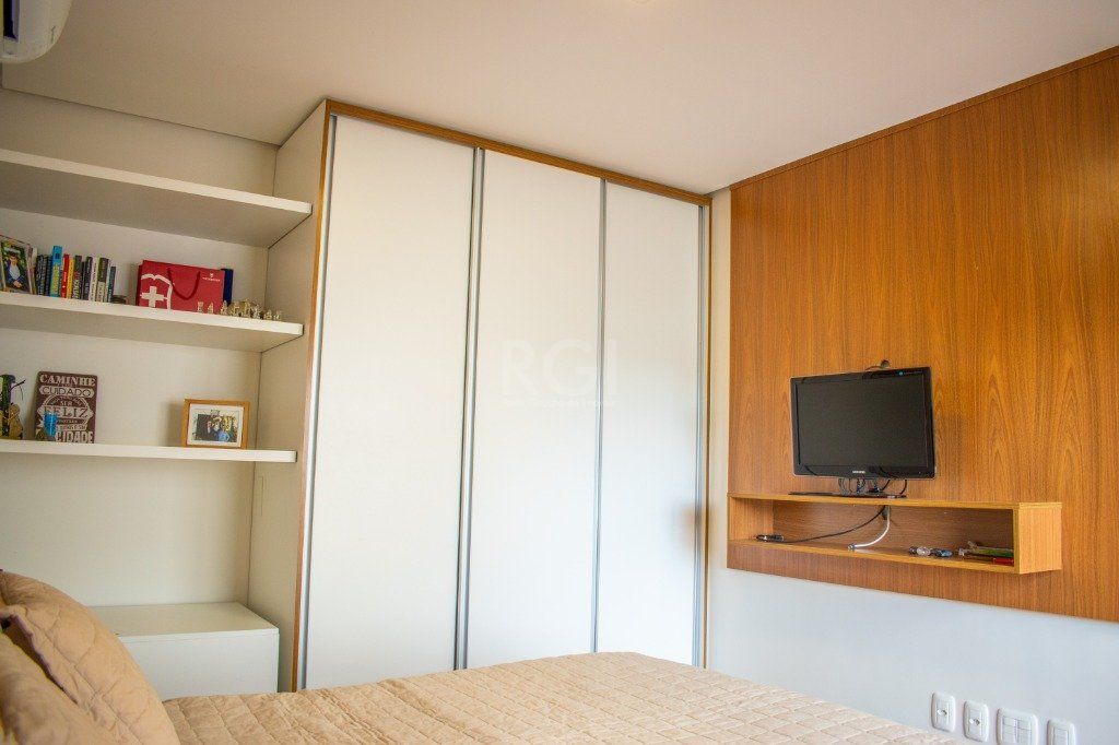 Casa à venda com 4 quartos, 243m² - Foto 21