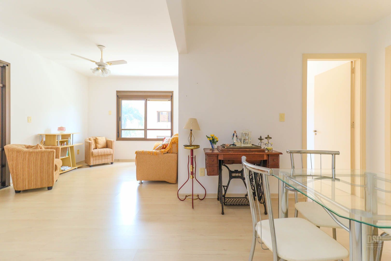 Venda apto, 2 dorm, Ótima localização