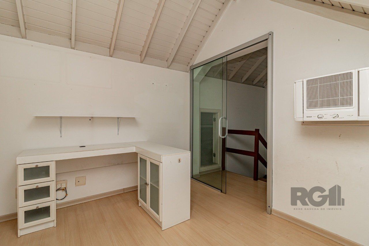 Casa de Condomínio à venda com 3 quartos, 207m² - Foto 36