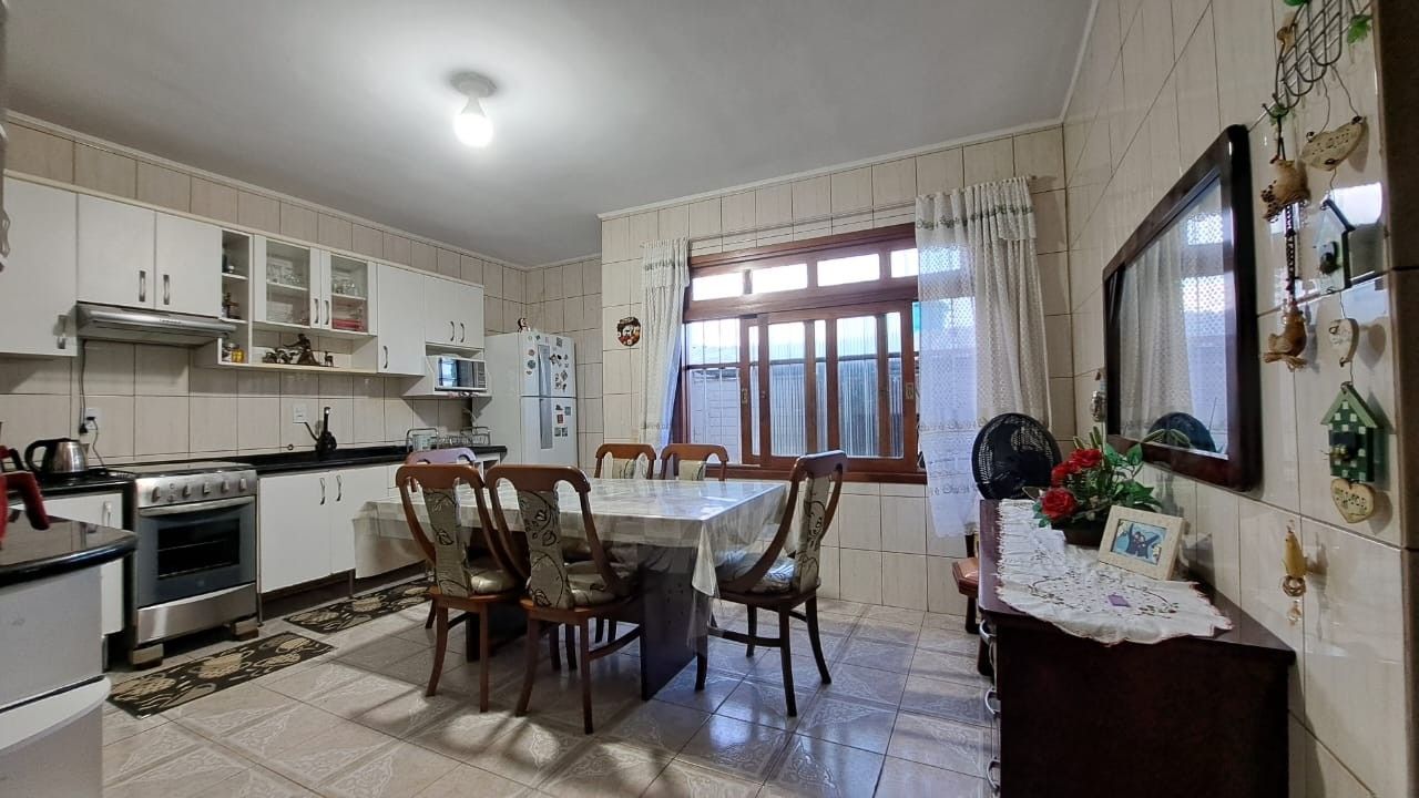 Casa, 4 quartos, 280 m² - Foto 4