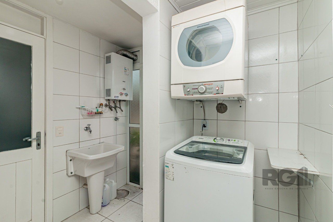 Casa de Condomínio à venda com 3 quartos, 207m² - Foto 32