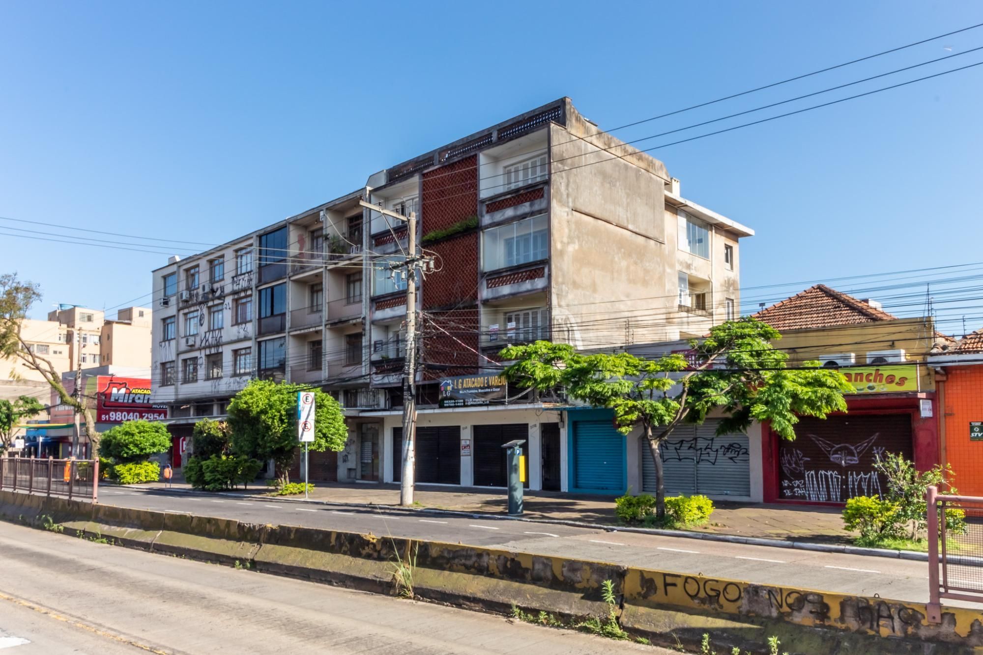 Apartamento à venda com 2 quartos, 74m² - Foto 31