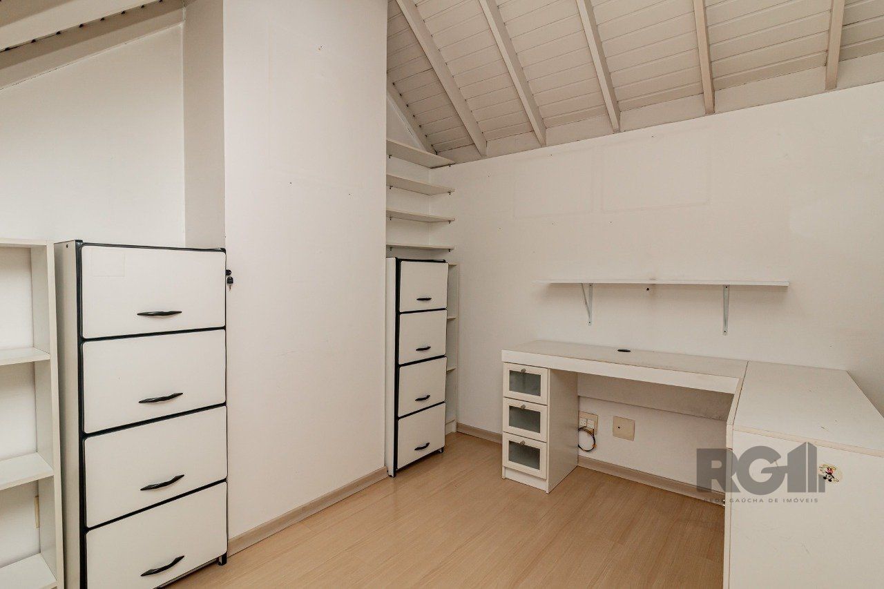 Casa de Condomínio à venda com 3 quartos, 207m² - Foto 38
