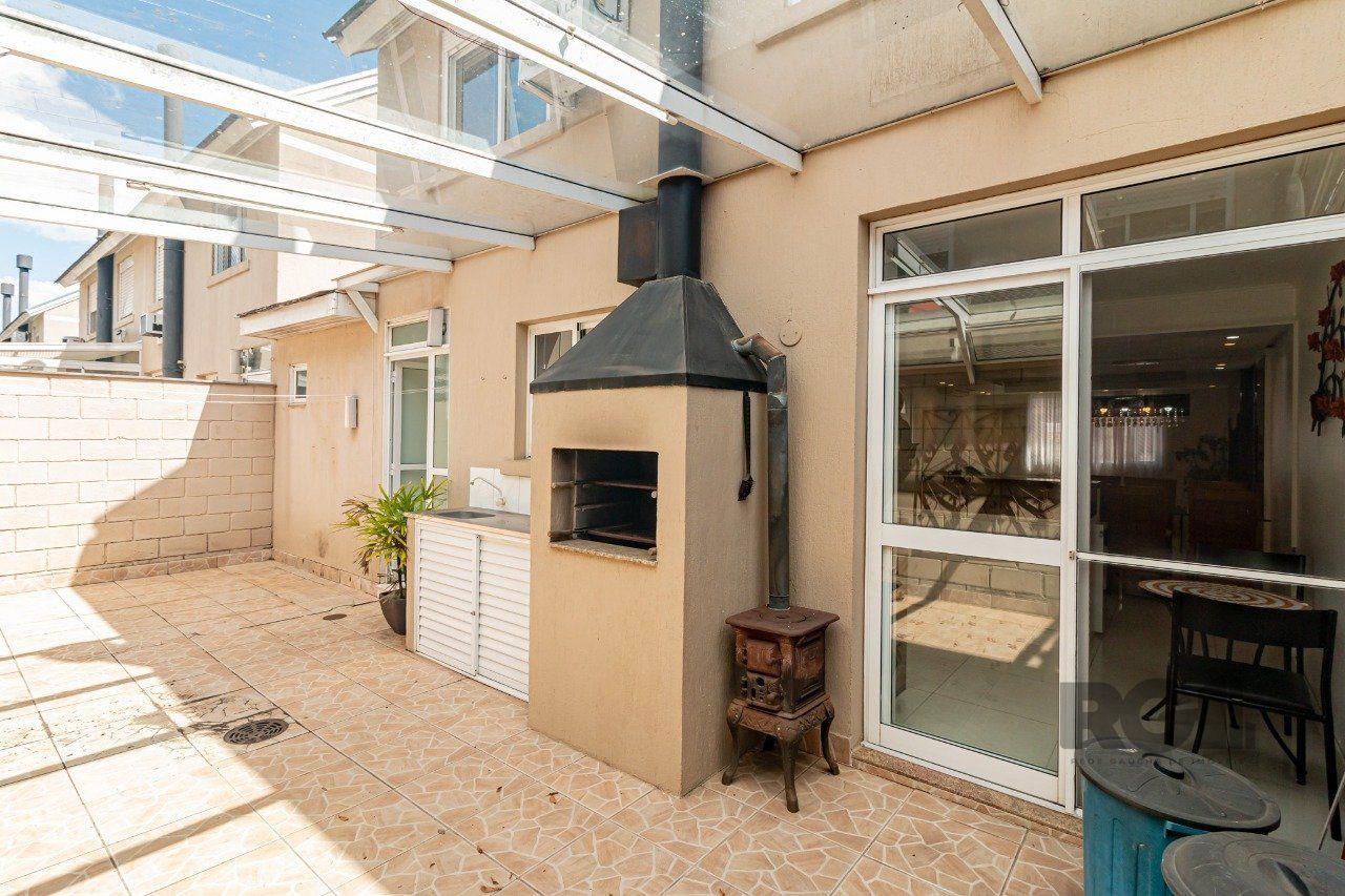 Casa de Condomínio à venda com 3 quartos, 207m² - Foto 26