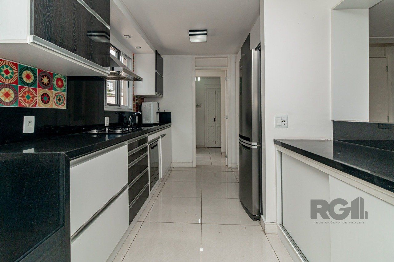 Casa de Condomínio à venda com 3 quartos, 207m² - Foto 11