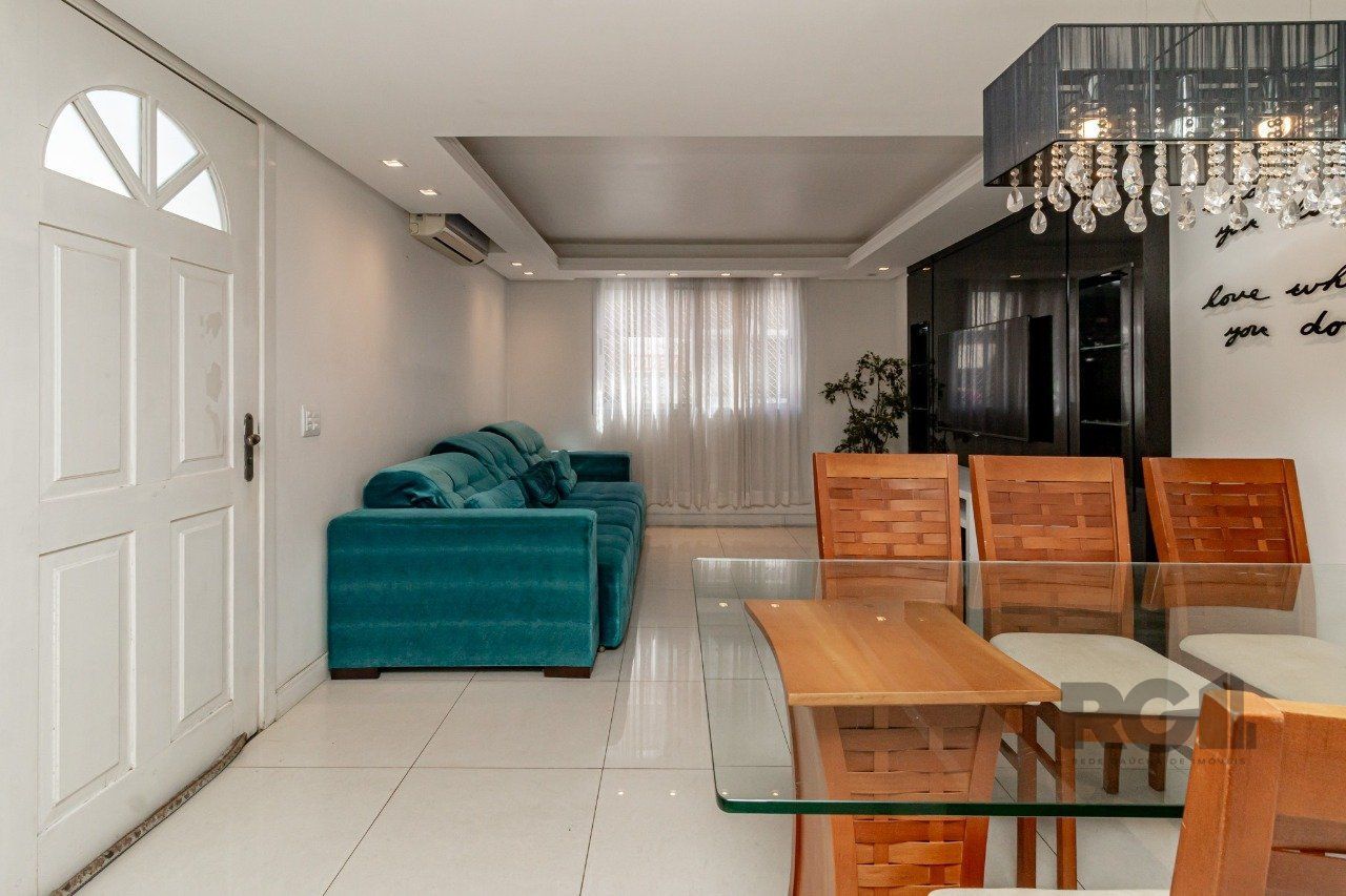 Casa de Condomínio à venda com 3 quartos, 207m² - Foto 5