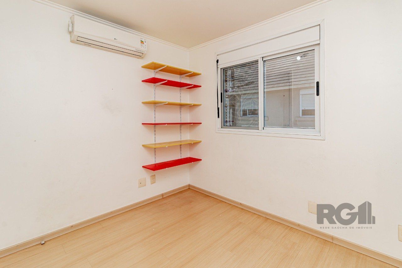 Casa de Condomínio à venda com 3 quartos, 207m² - Foto 23