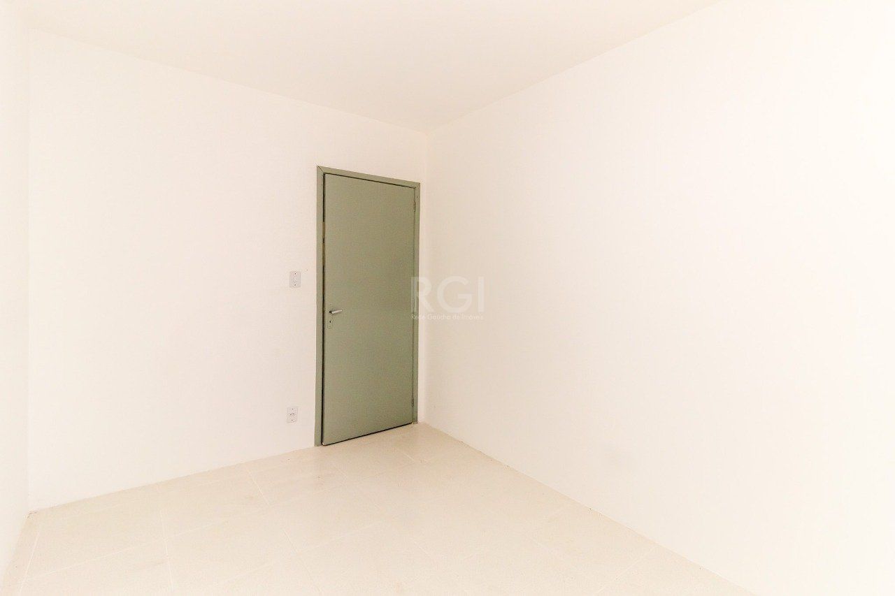 Apartamento à venda com 3 quartos, 228m² - Foto 8