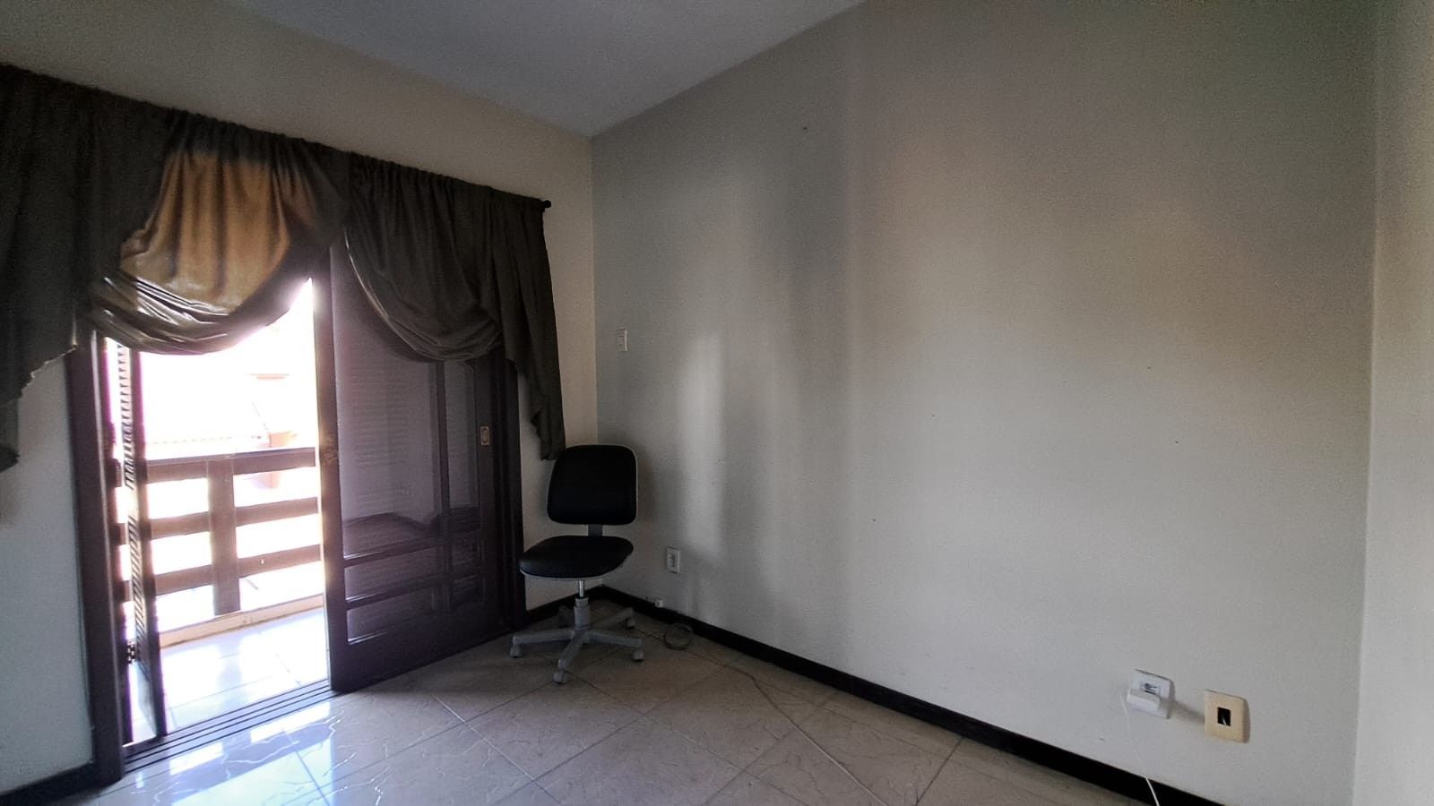 Casa, 2 quartos, 273 m² - Foto 20