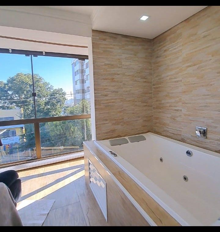 Apartamento à venda com 3 quartos, 109m² - Foto 3