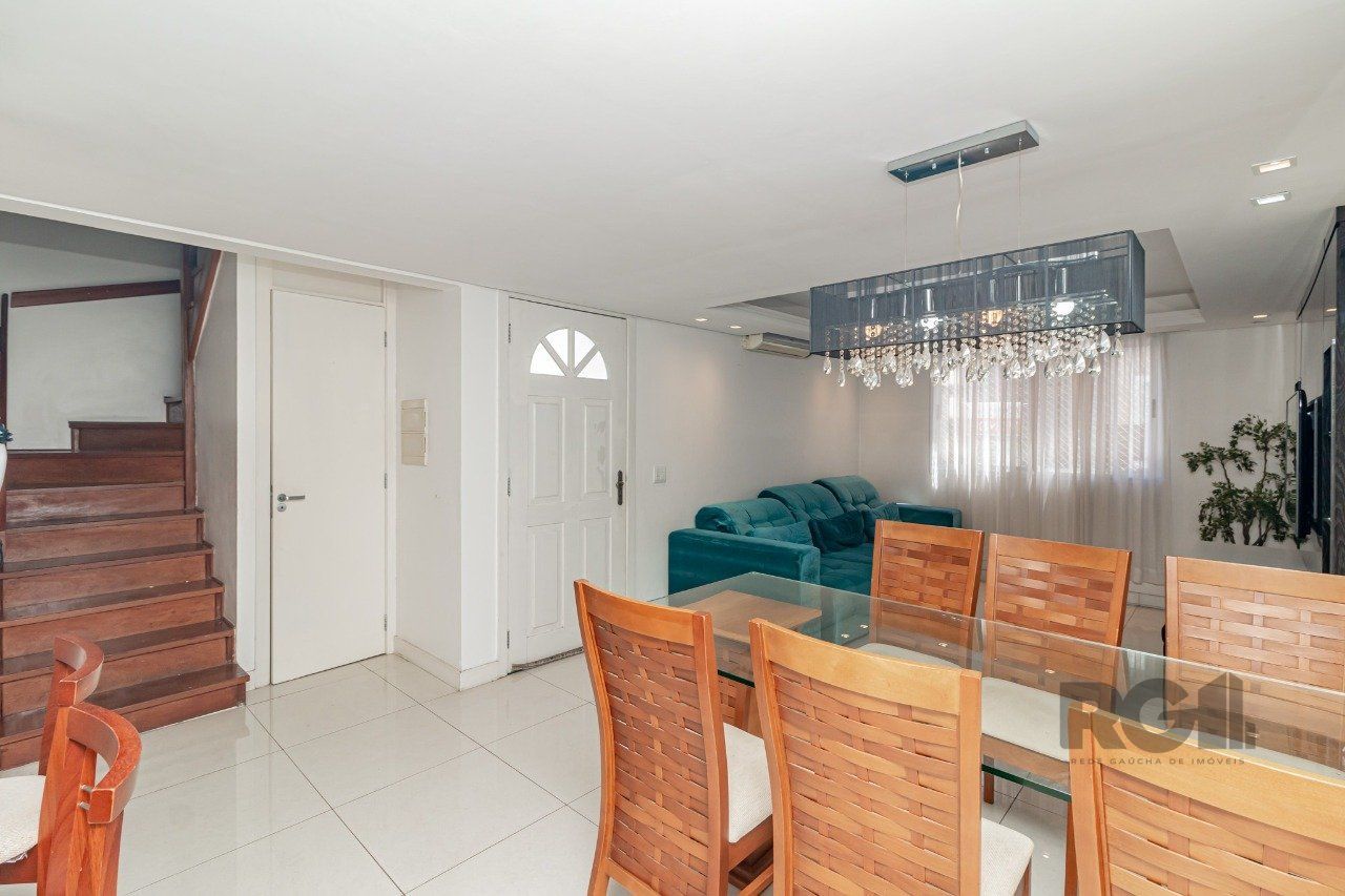 Casa de Condomínio à venda com 3 quartos, 207m² - Foto 8
