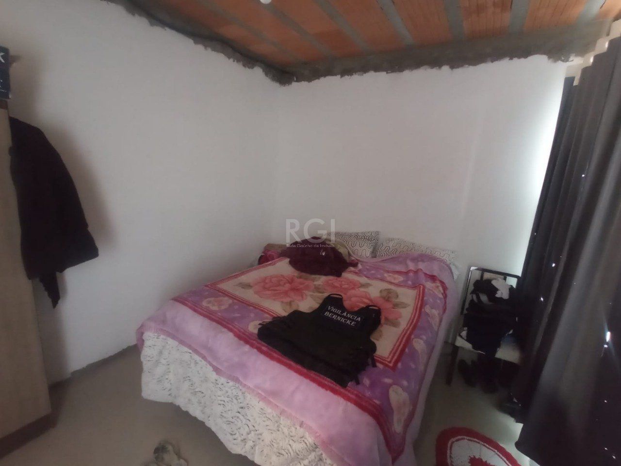Casa à venda com 2 quartos, 69m² - Foto 7