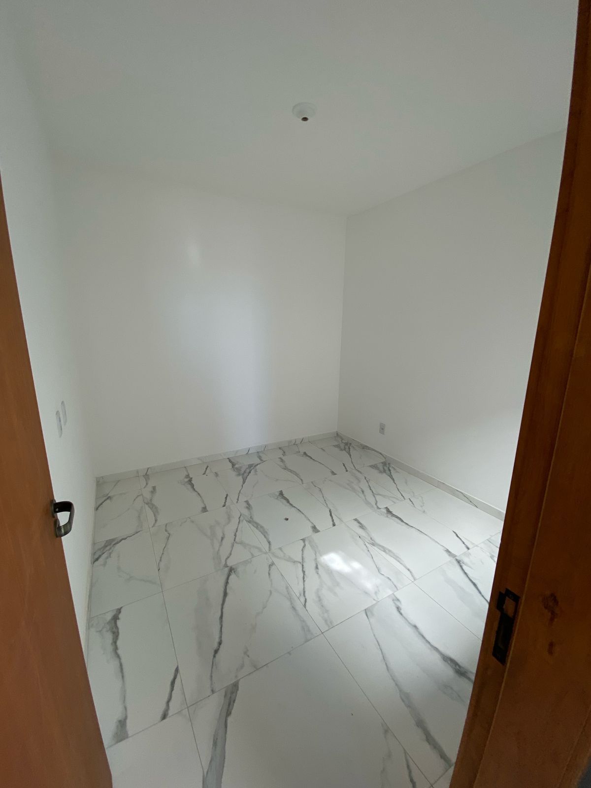 Casa à venda com 2 quartos, 70m² - Foto 10