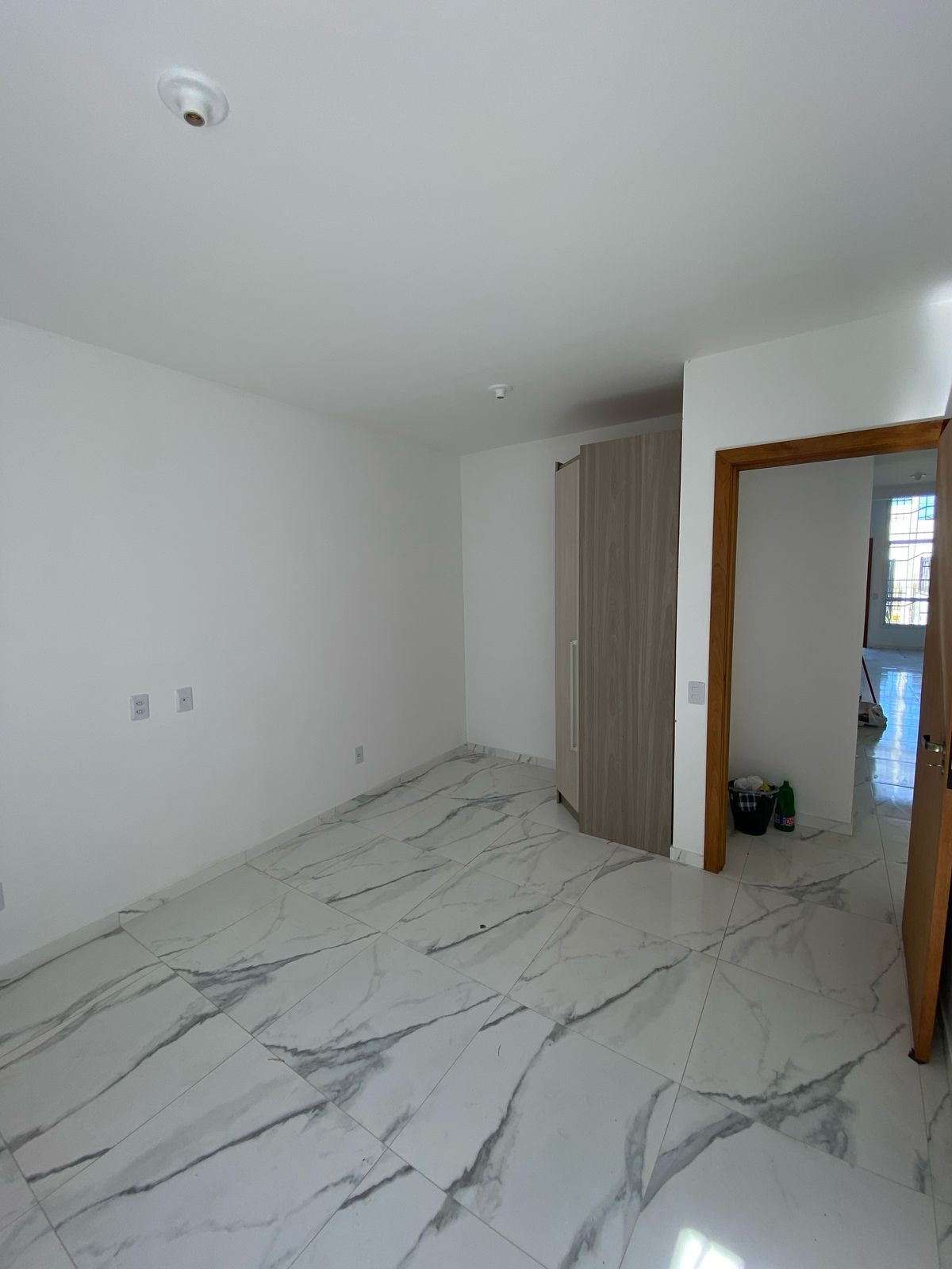 Casa à venda com 2 quartos, 70m² - Foto 12