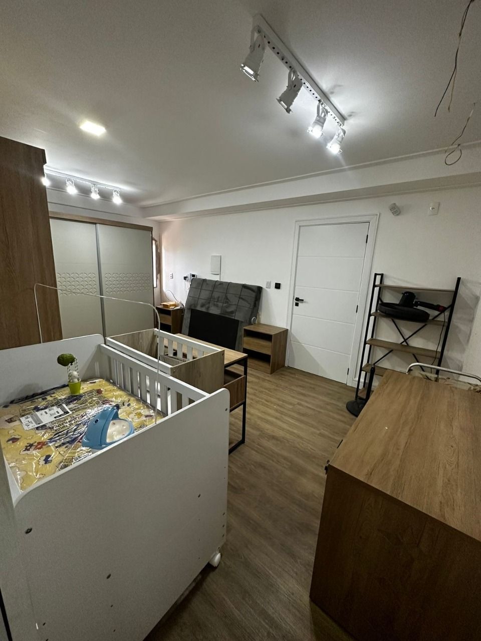 Casa à venda com 3 quartos, 240m² - Foto 9