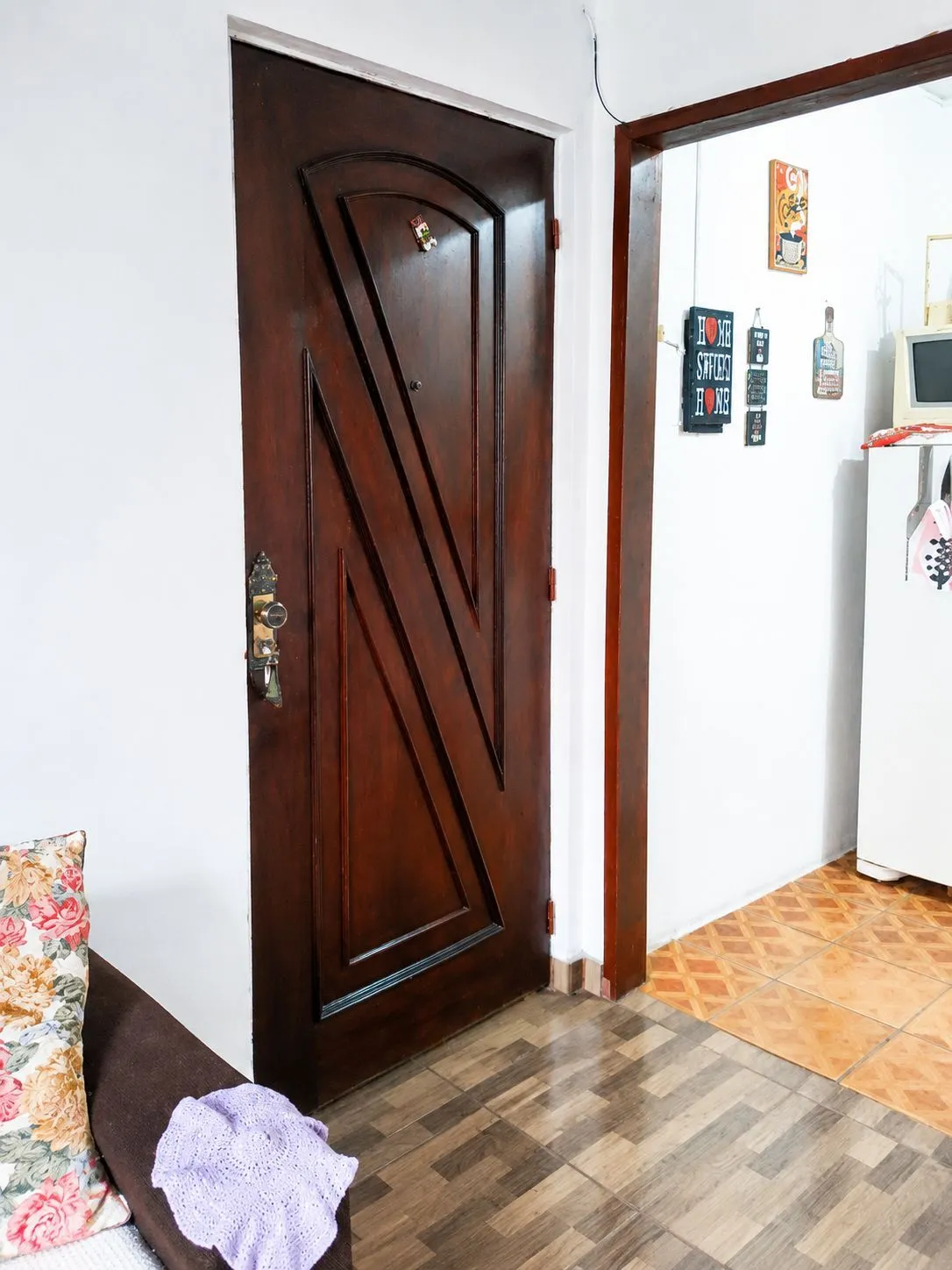 Apartamento, 2 dormitórios no bairro Restinga em Porto Alegre para Comprar