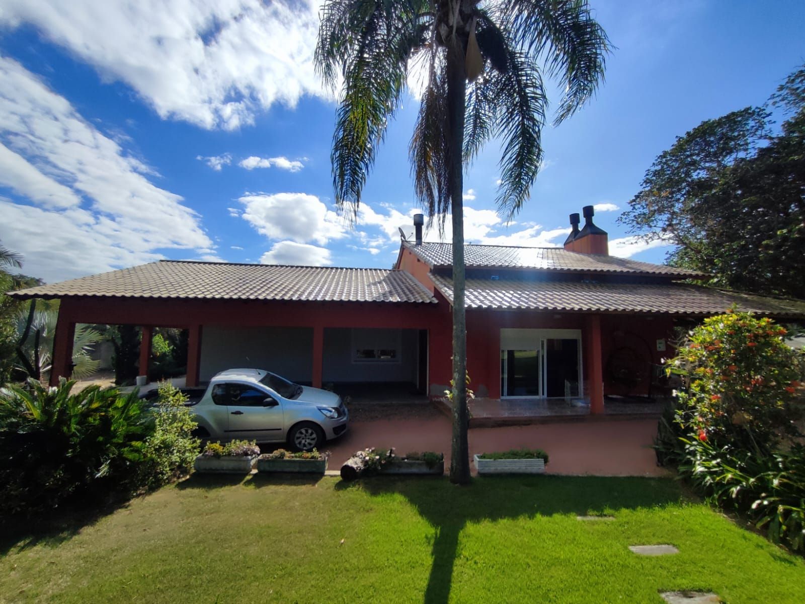 Sítio à venda com 3 quartos, 213m² - Foto 27