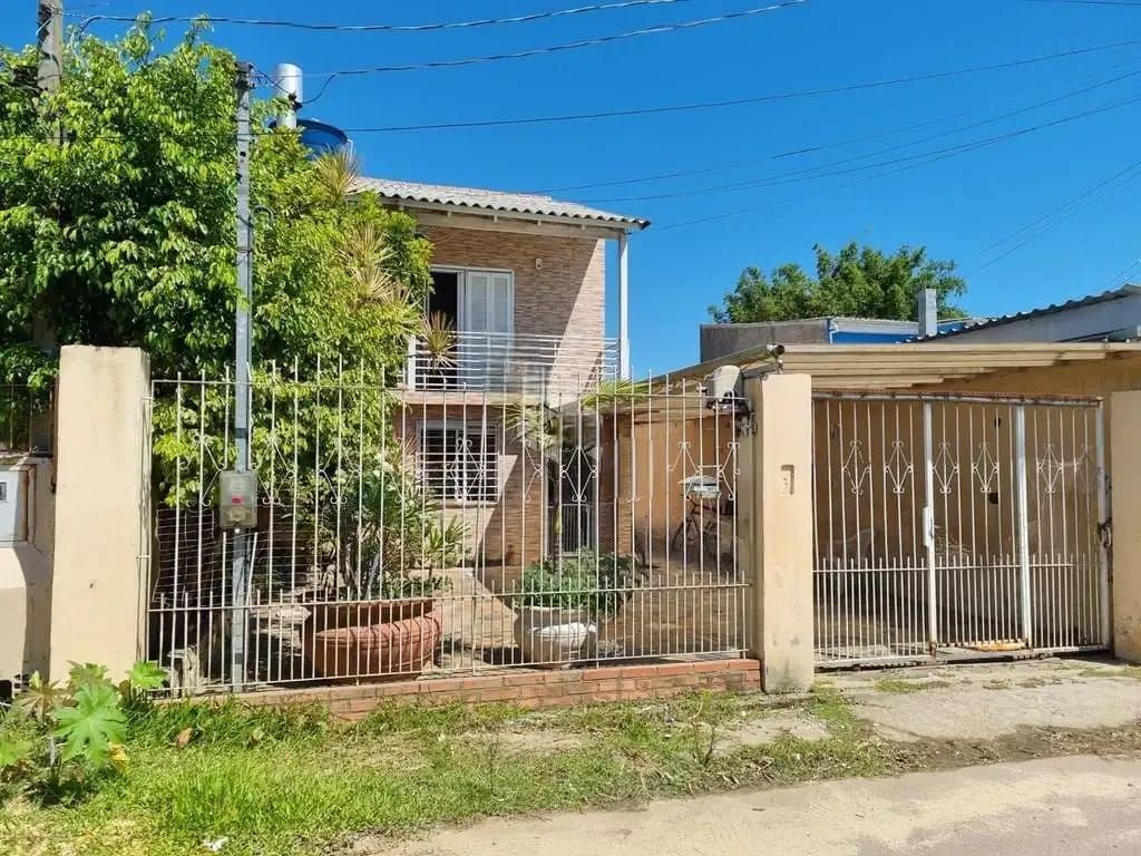 Casa 3 dormitórios no bairro Country Club