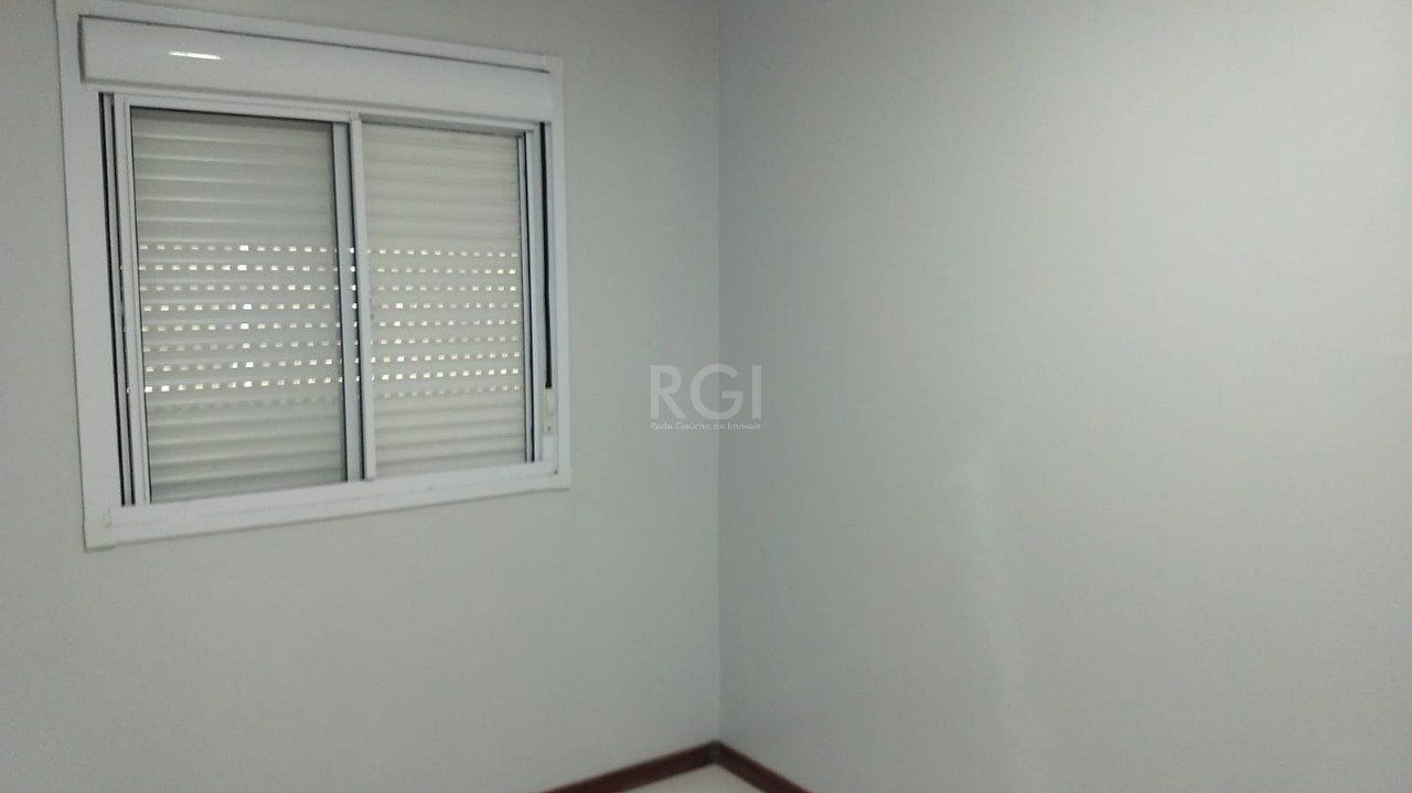 Casa à venda com 2 quartos, 40m² - Foto 13