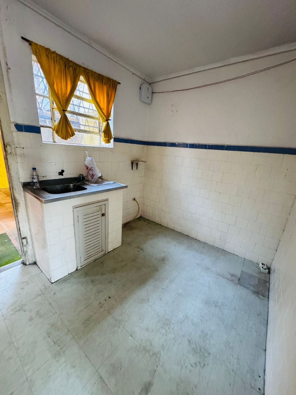 Casa à venda com 2 quartos, 100m² - Foto 11
