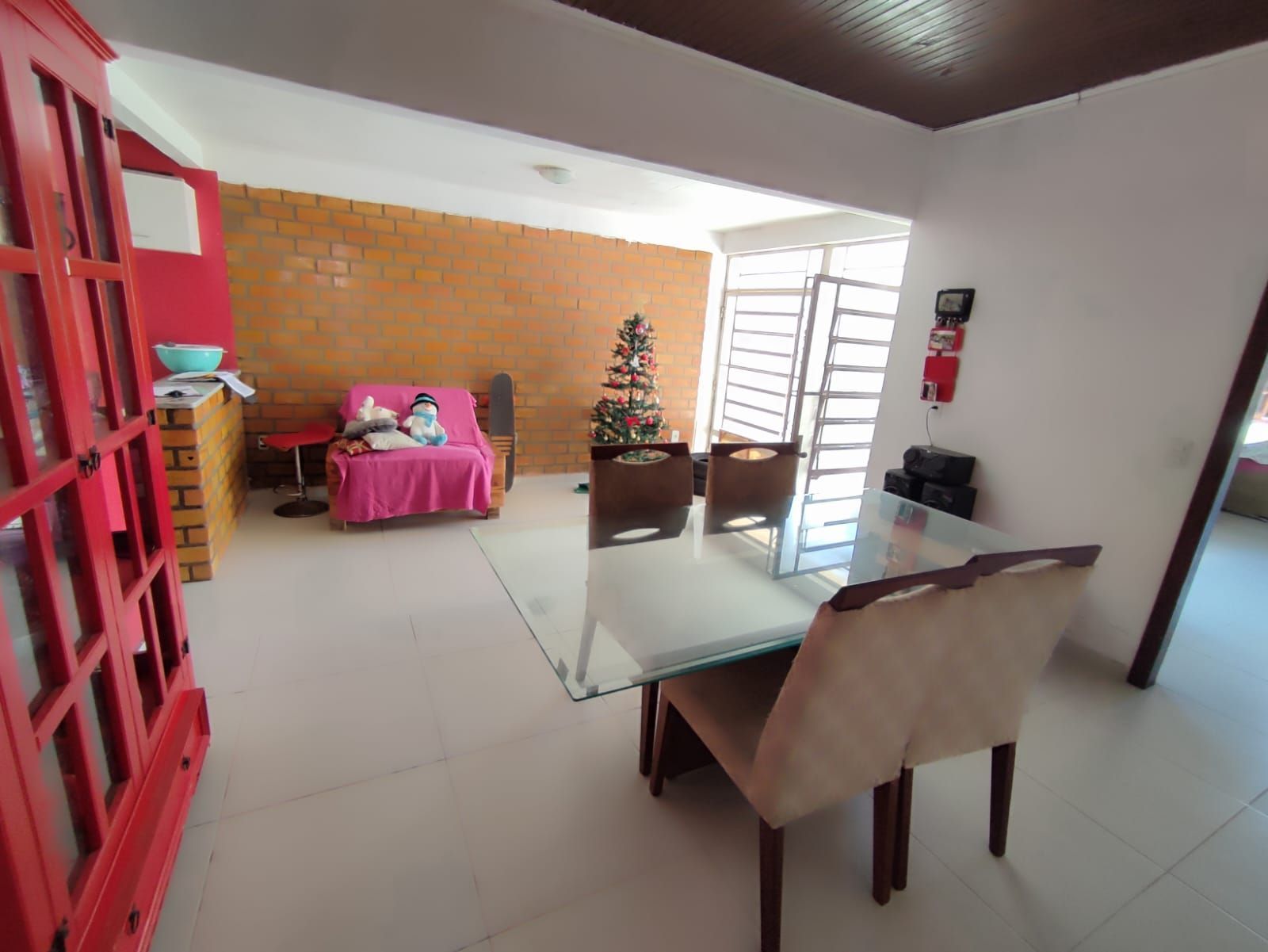 Casa à venda com 3 quartos, 164m² - Foto 14