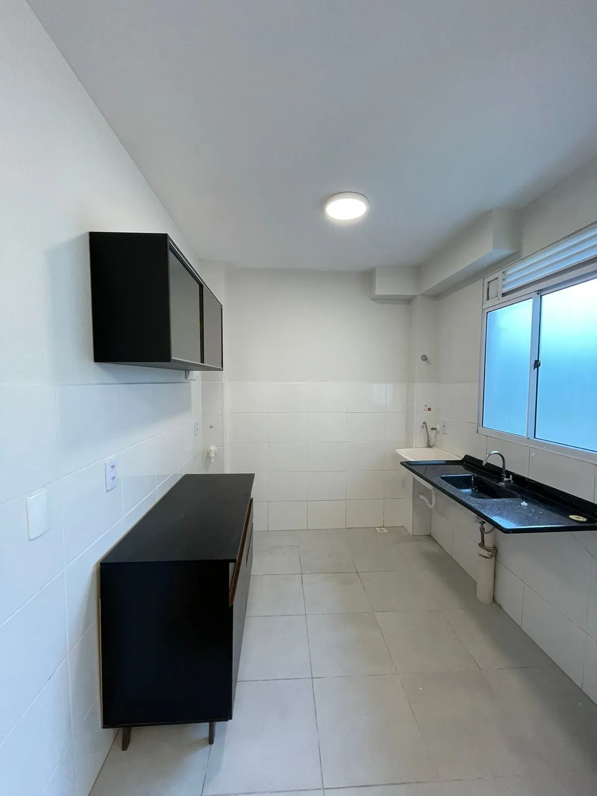 Apartamento, 2 dormitórios no bairro Restinga em Porto Alegre para Comprar