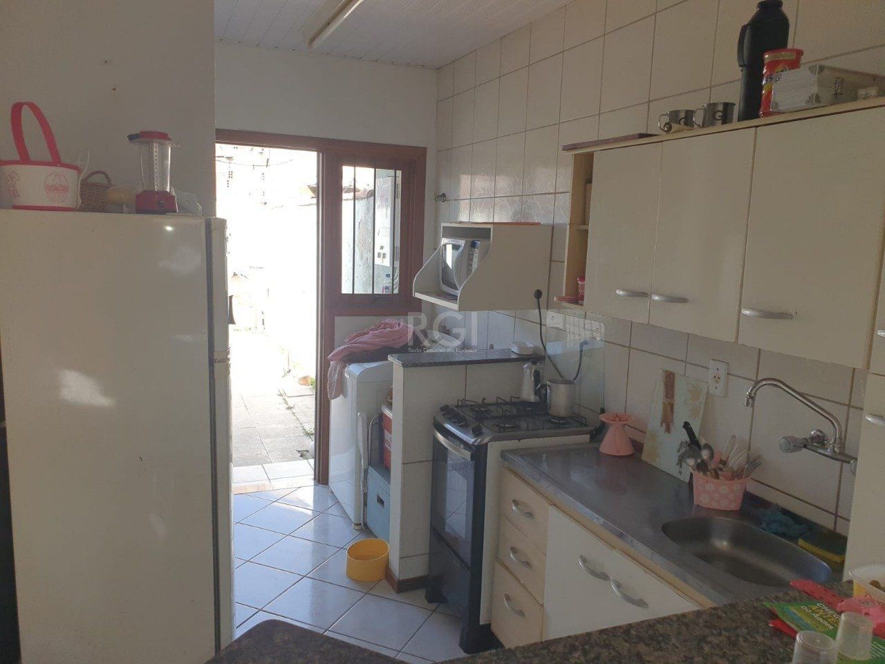 Casa à venda com 2 quartos, 51m² - Foto 7