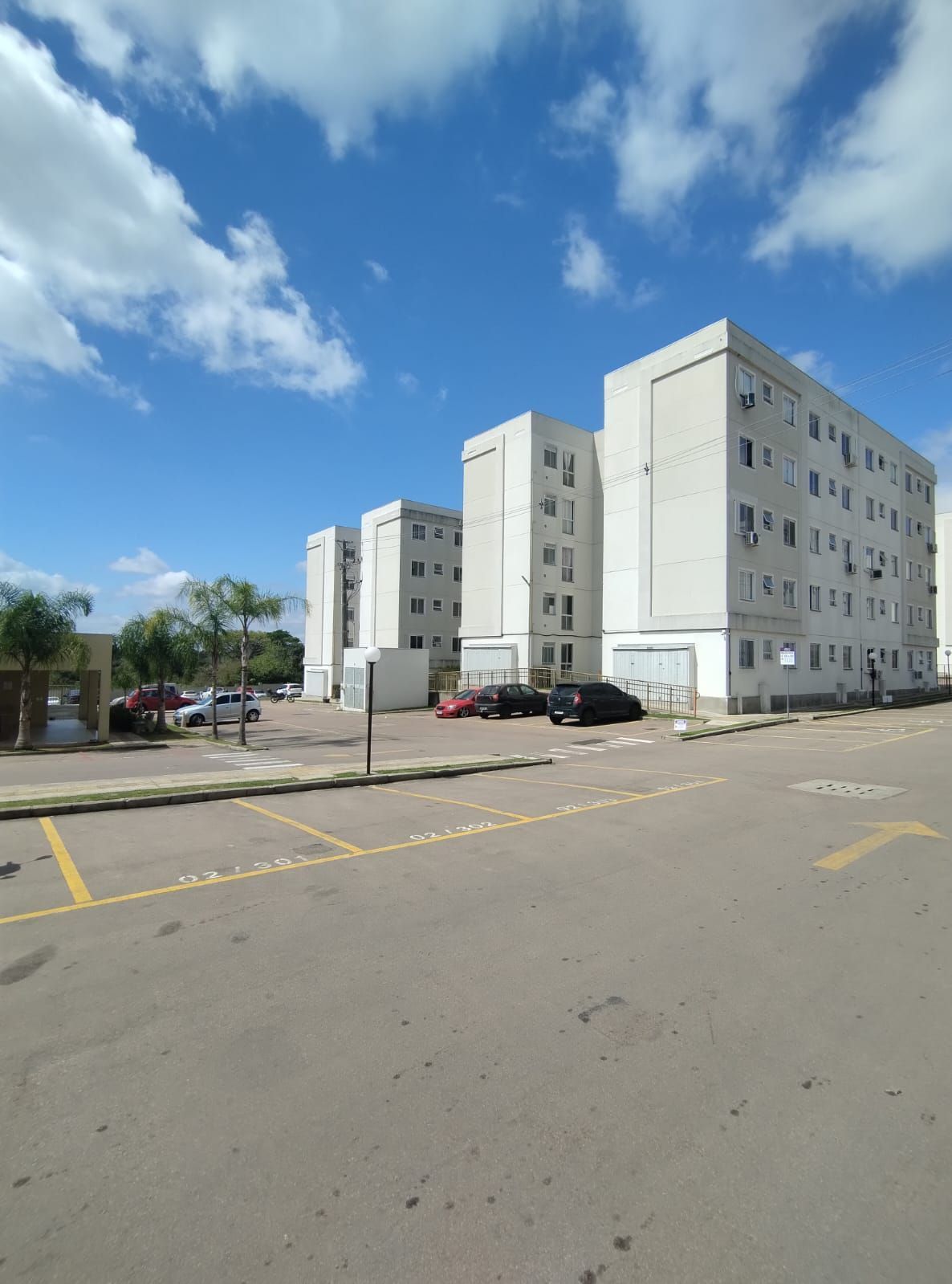 Apartamento de 2 Dormitórios Localizado na Av.Protasio
