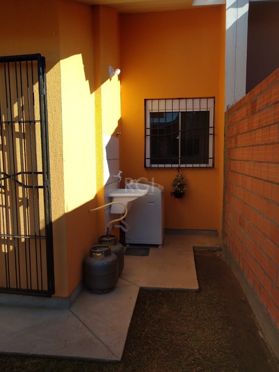 Casa à venda com 2 quartos, 40m² - Foto 19
