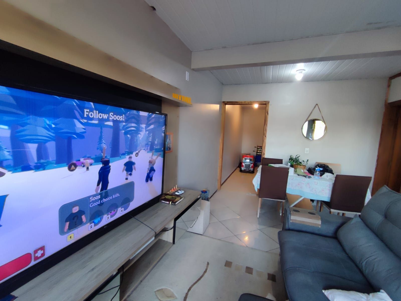 Casa à venda com 2 quartos, 90m² - Foto 4